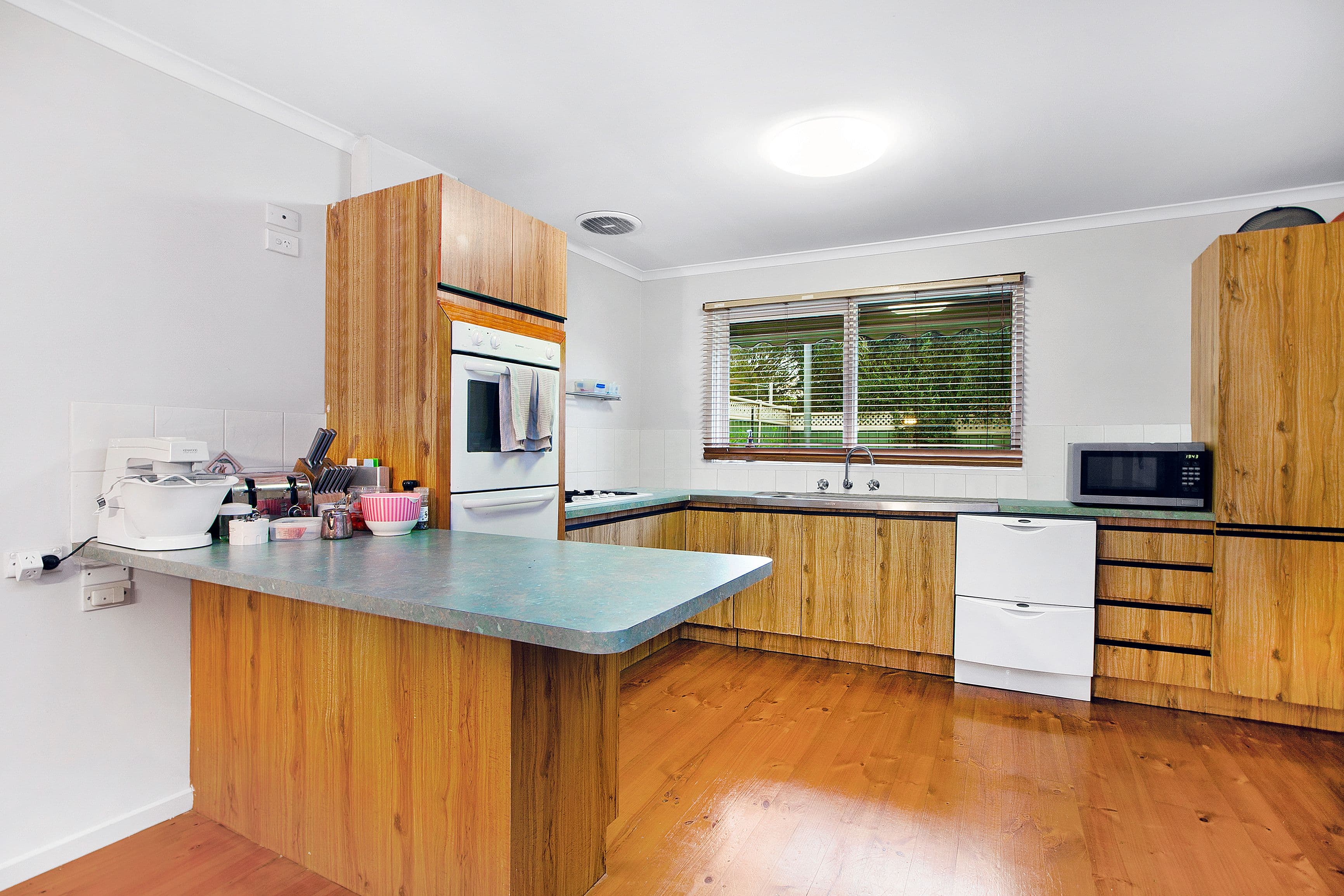 35 Kurrajong Crescent, Watsonia North VIC 3087, Watsonia North - Thumbnail 3