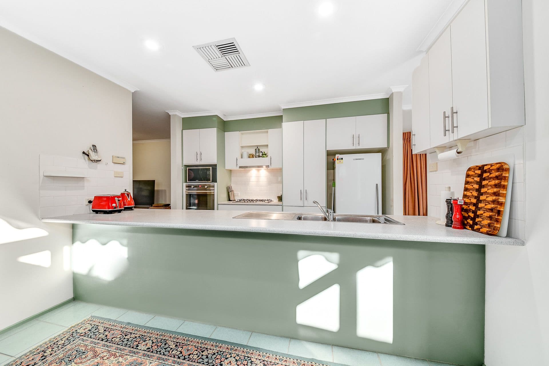 14B Tenandra Court, Berwick VIC 3806, Berwick - Thumbnail 7