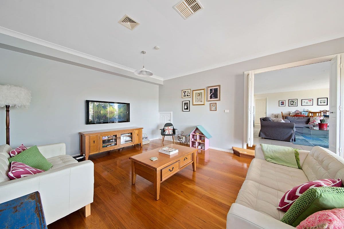 4 Doyle Street, Barden Ridge - Thumbnail 5