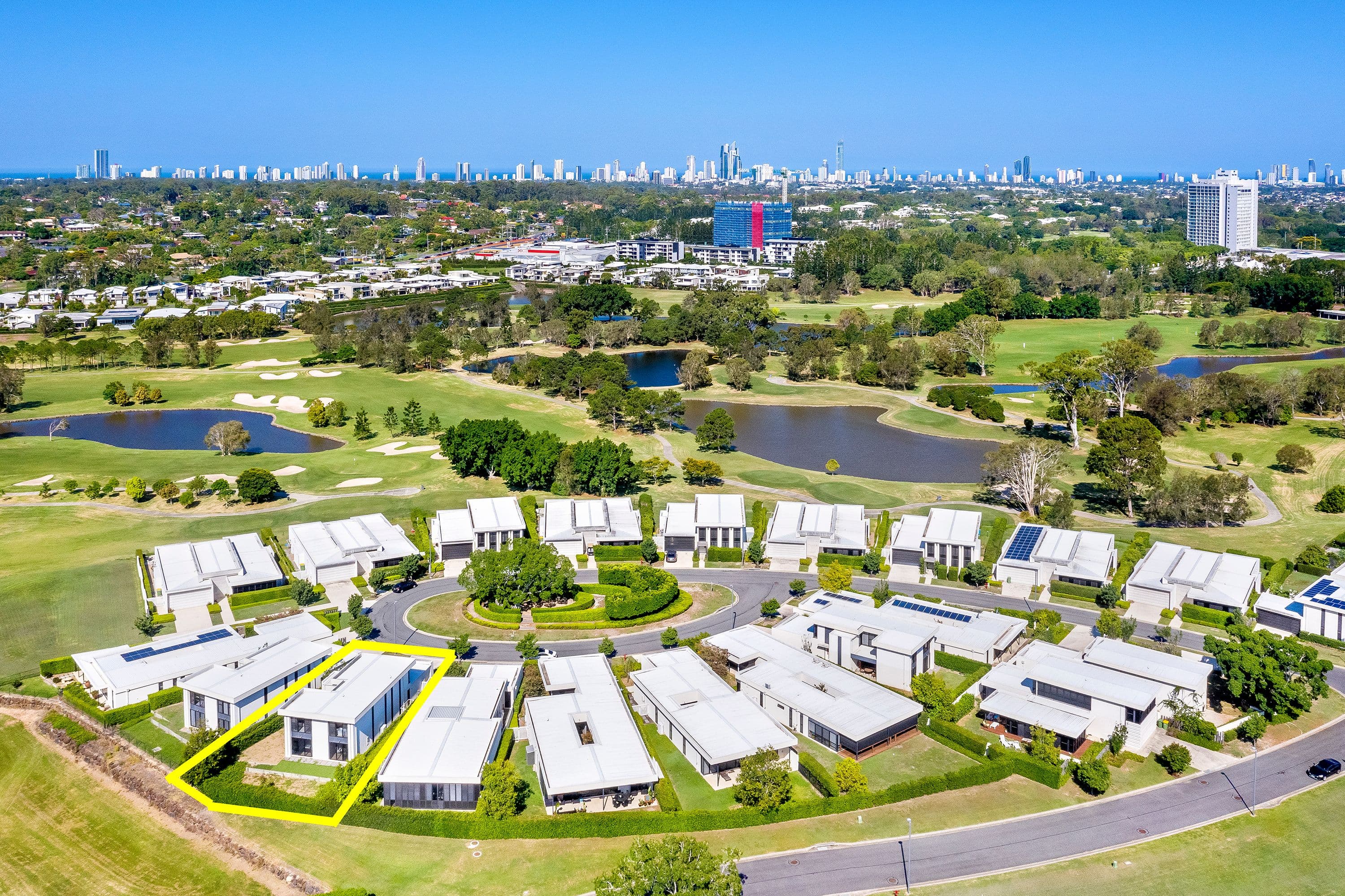 14 The Dress Circle, Benowa QLD 4217, Benowa - Thumbnail 2