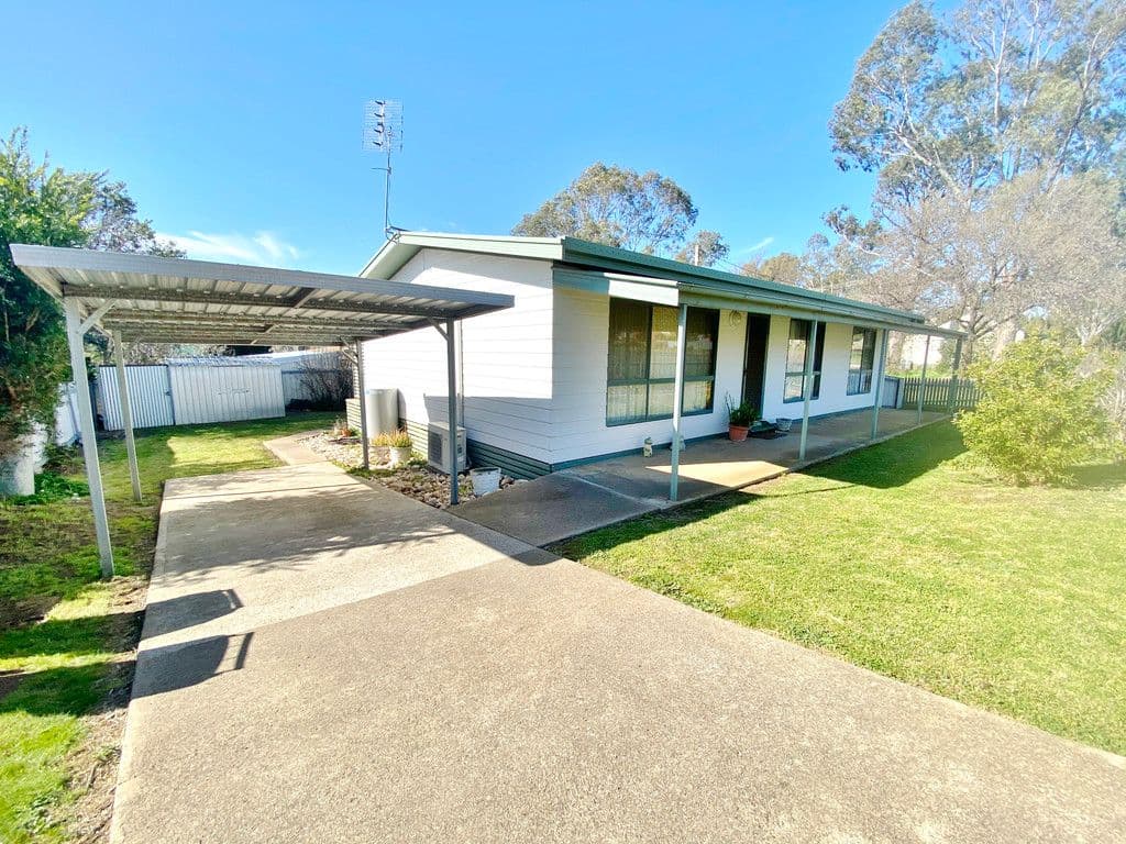 47 Binalong Street, Harden NSW 2587, Harden - Thumbnail 2
