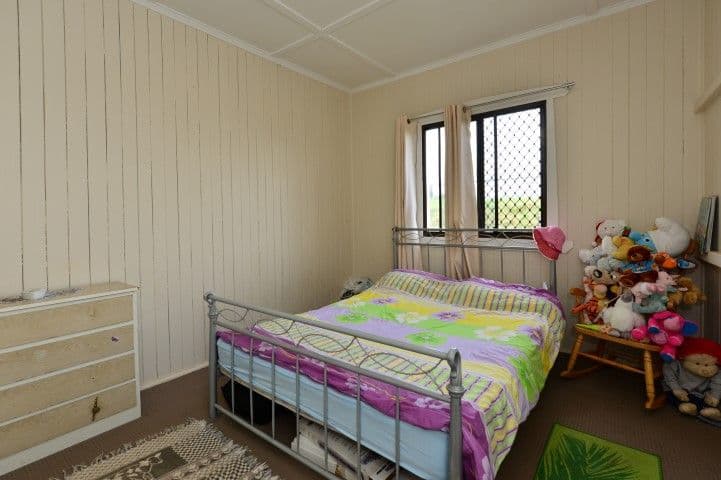 4 Finnie Street, NEWTOWN QLD 4350, Newtown - Thumbnail 5