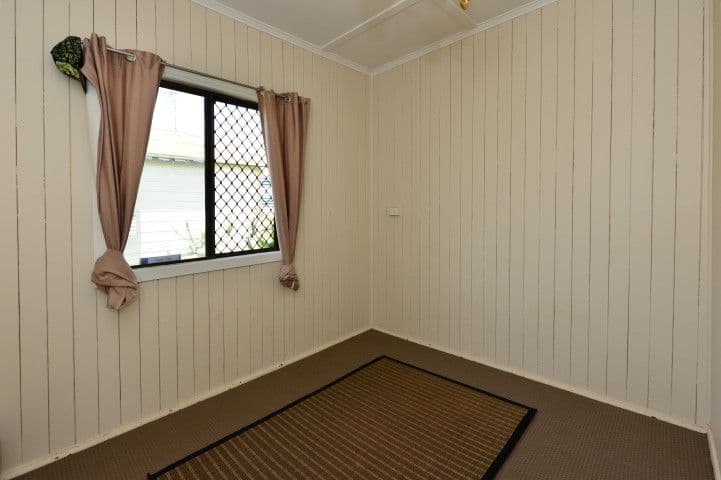 4 Finnie Street, NEWTOWN QLD 4350, Newtown - Thumbnail 7