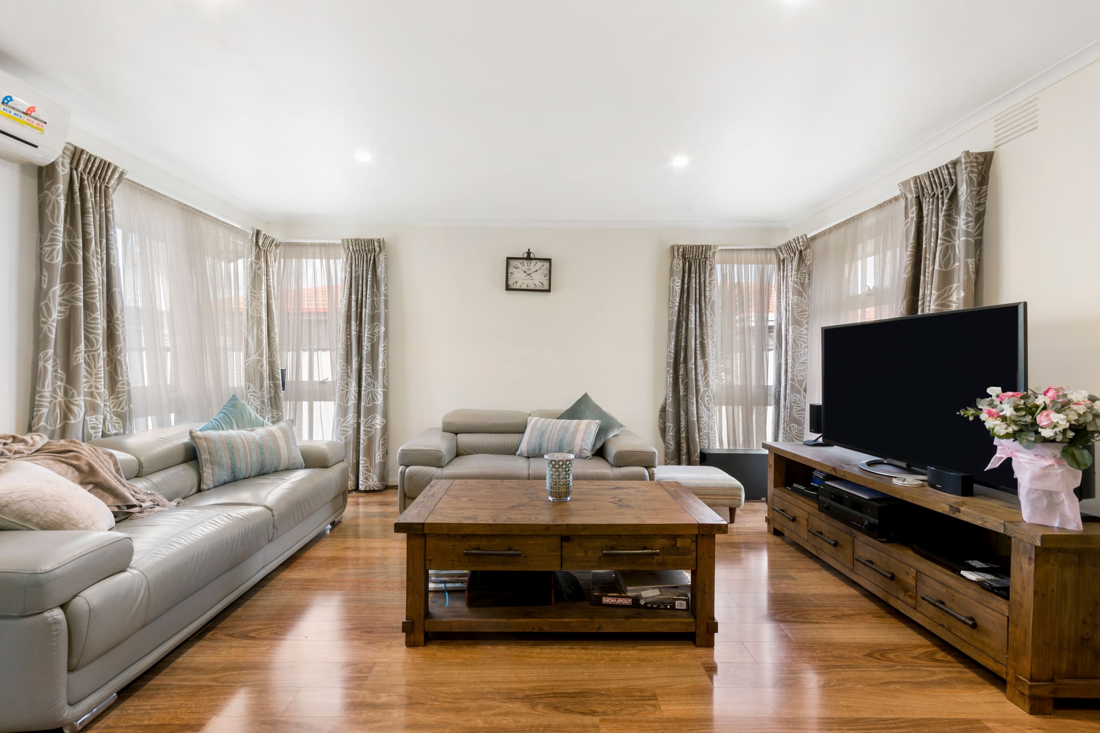 13 Glenmorgan Close, Clayton South VIC 3169, Clayton South - Thumbnail 2