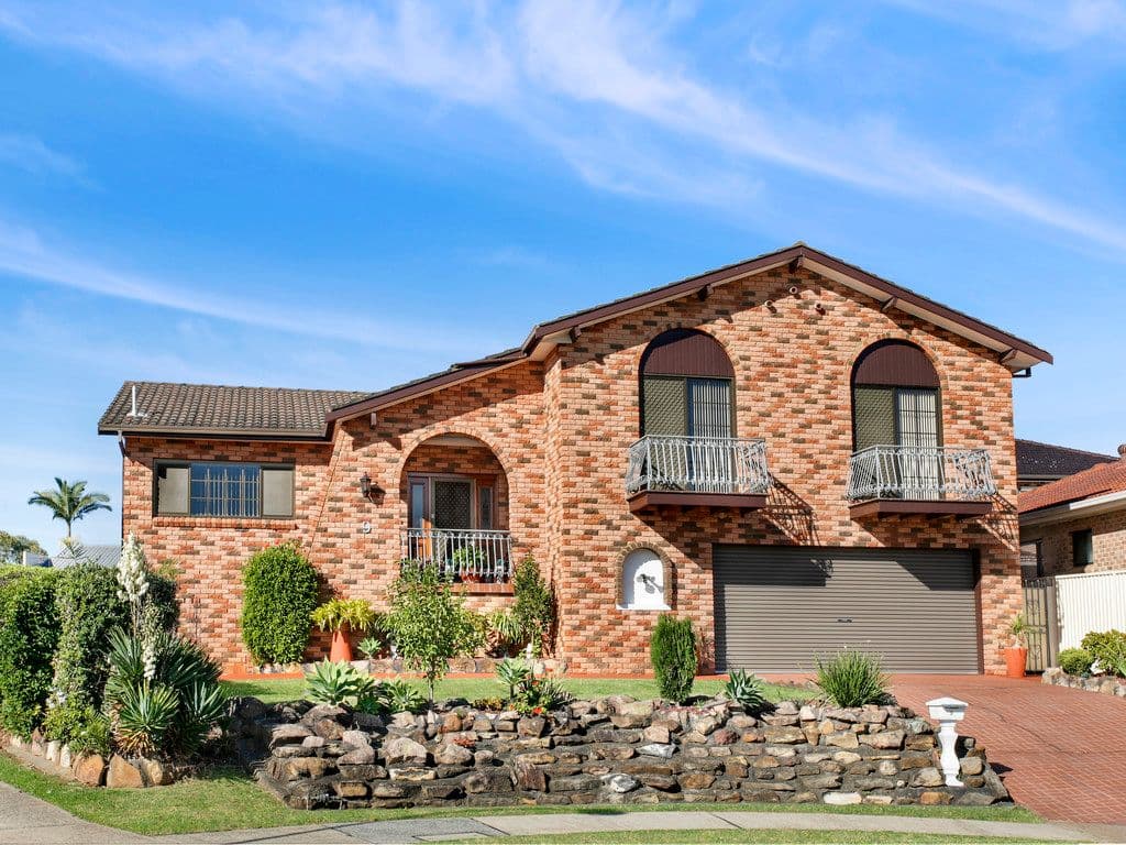 9 Leonello Place, Edensor Park - Image 1