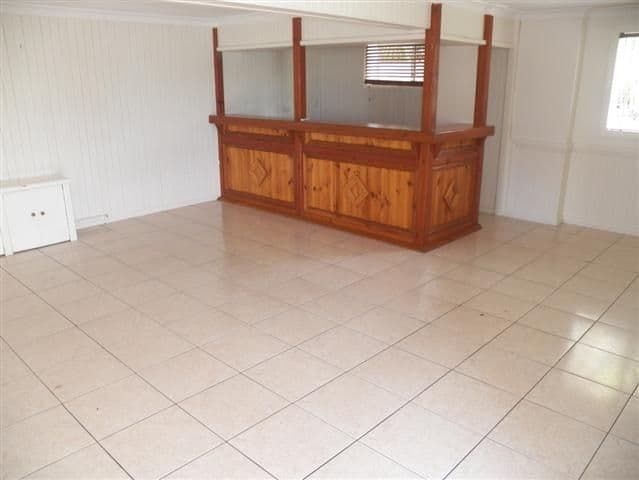 3 Marlock Court, KIN KORA QLD 4680, Kin Kora - Thumbnail 2