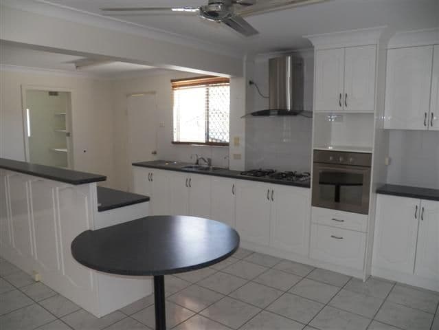 3 Marlock Court, KIN KORA QLD 4680, Kin Kora - Thumbnail 3