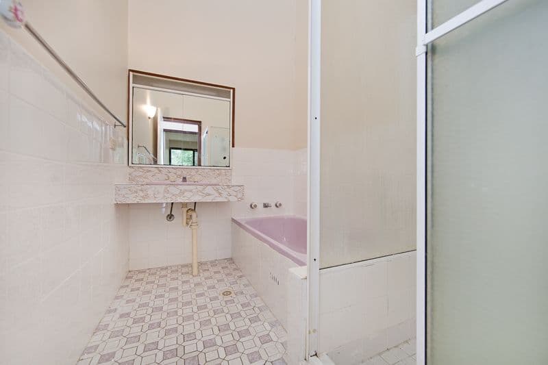 5 Jonathon Close, Bateau Bay NSW 2261, Bateau Bay - Thumbnail 7