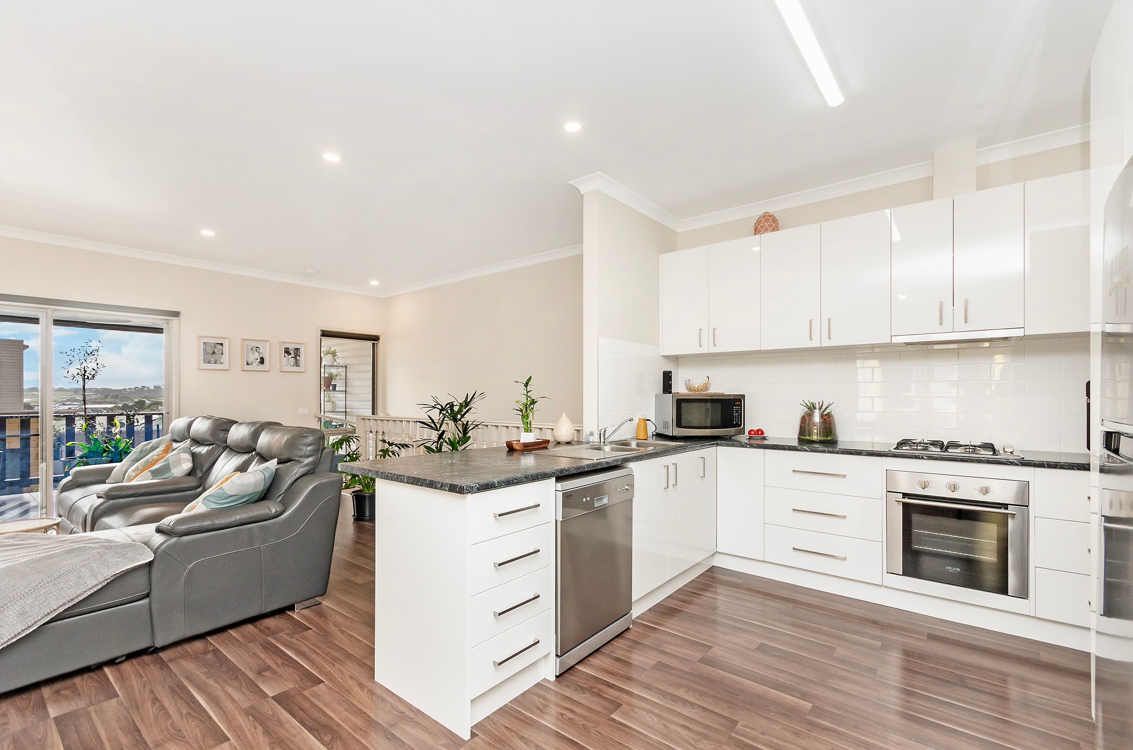 28 Napier Place, Warrnambool VIC 3280, Warrnambool - Thumbnail 4