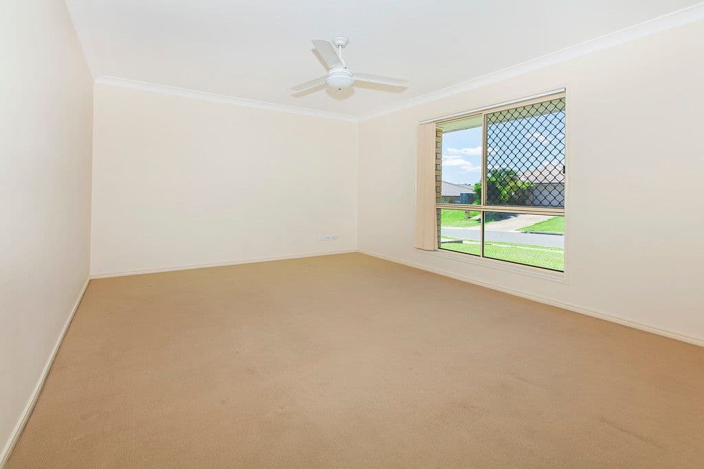 7 Alexander Close, Redbank Plains QLD 4301, Redbank Plains - Thumbnail 3