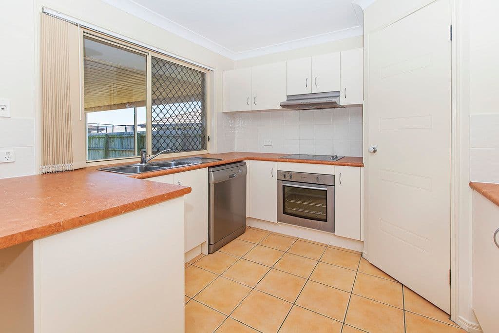 7 Alexander Close, Redbank Plains QLD 4301, Redbank Plains - Thumbnail 5