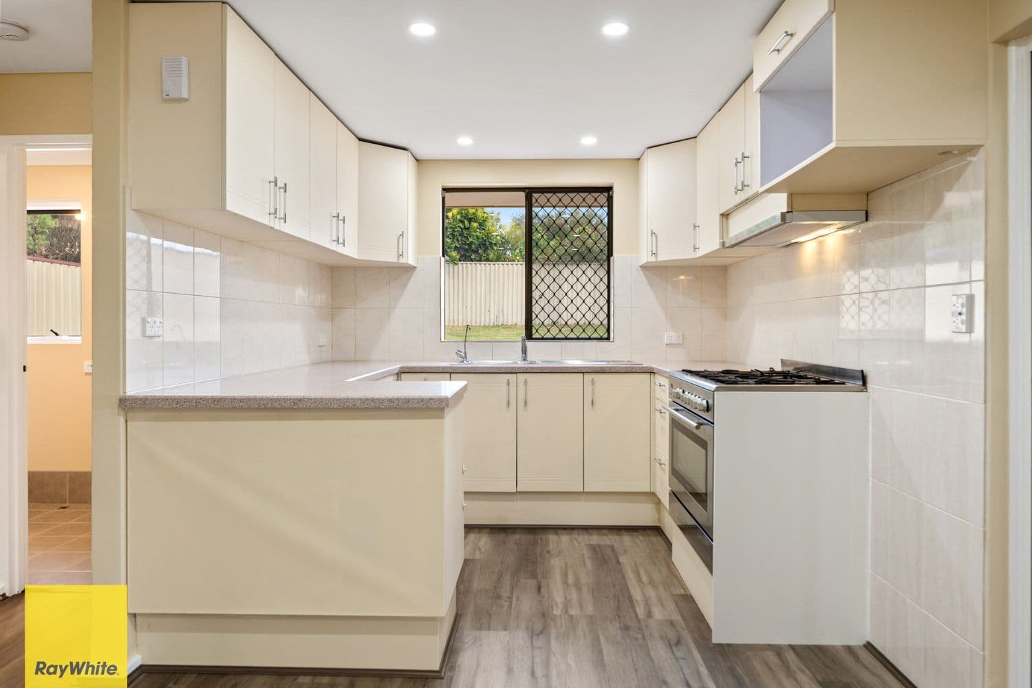8 Wanill Place, Wanneroo WA 6065, Wanneroo - Thumbnail 8