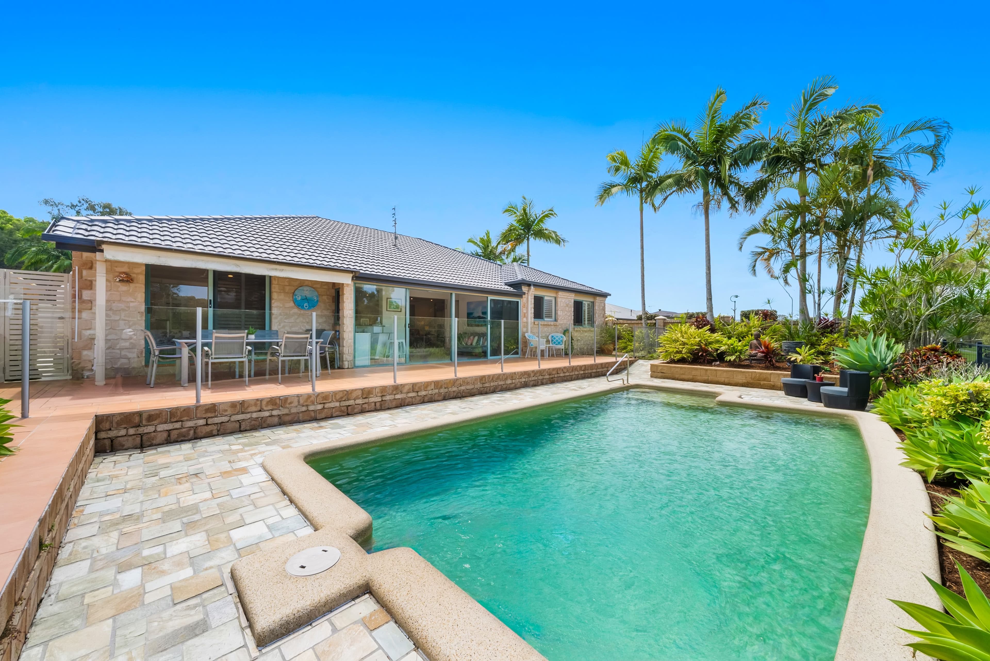 2 Pultenea Court, Elanora QLD 4221, Elanora - Image 1