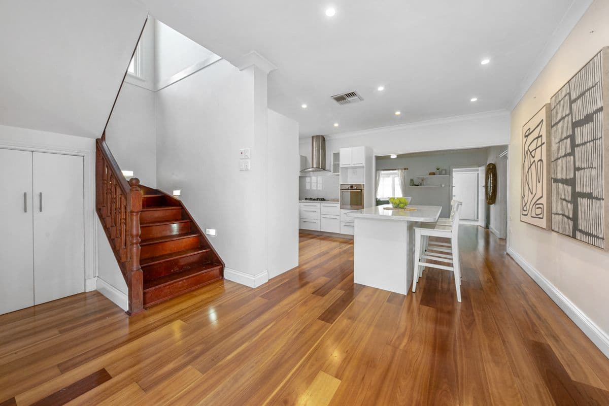 33 Lancelot Street, Tennyson QLD 4105, Tennyson - Thumbnail 7