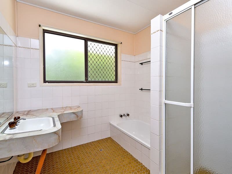 16 Waller Avenue, NEWINGTON VIC 3350, Newington - Thumbnail 7