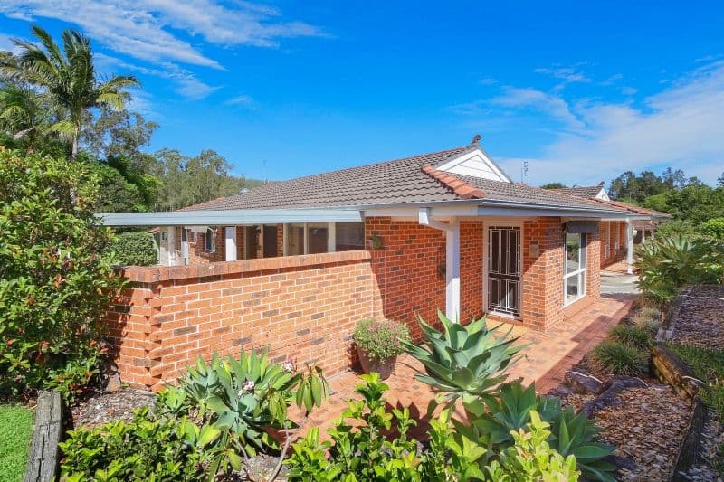 26 Highland Road, Green Point - Image 1