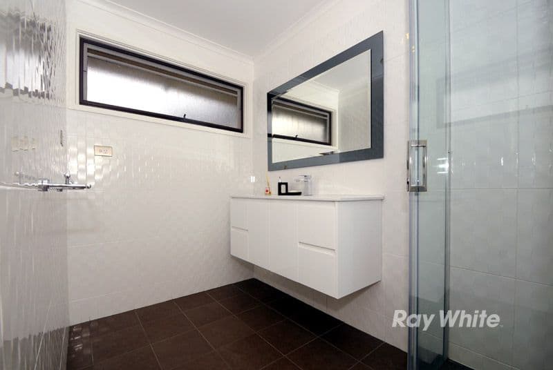 8 Hollyview Court, ROWVILLE VIC 3178, Rowville - Thumbnail 7