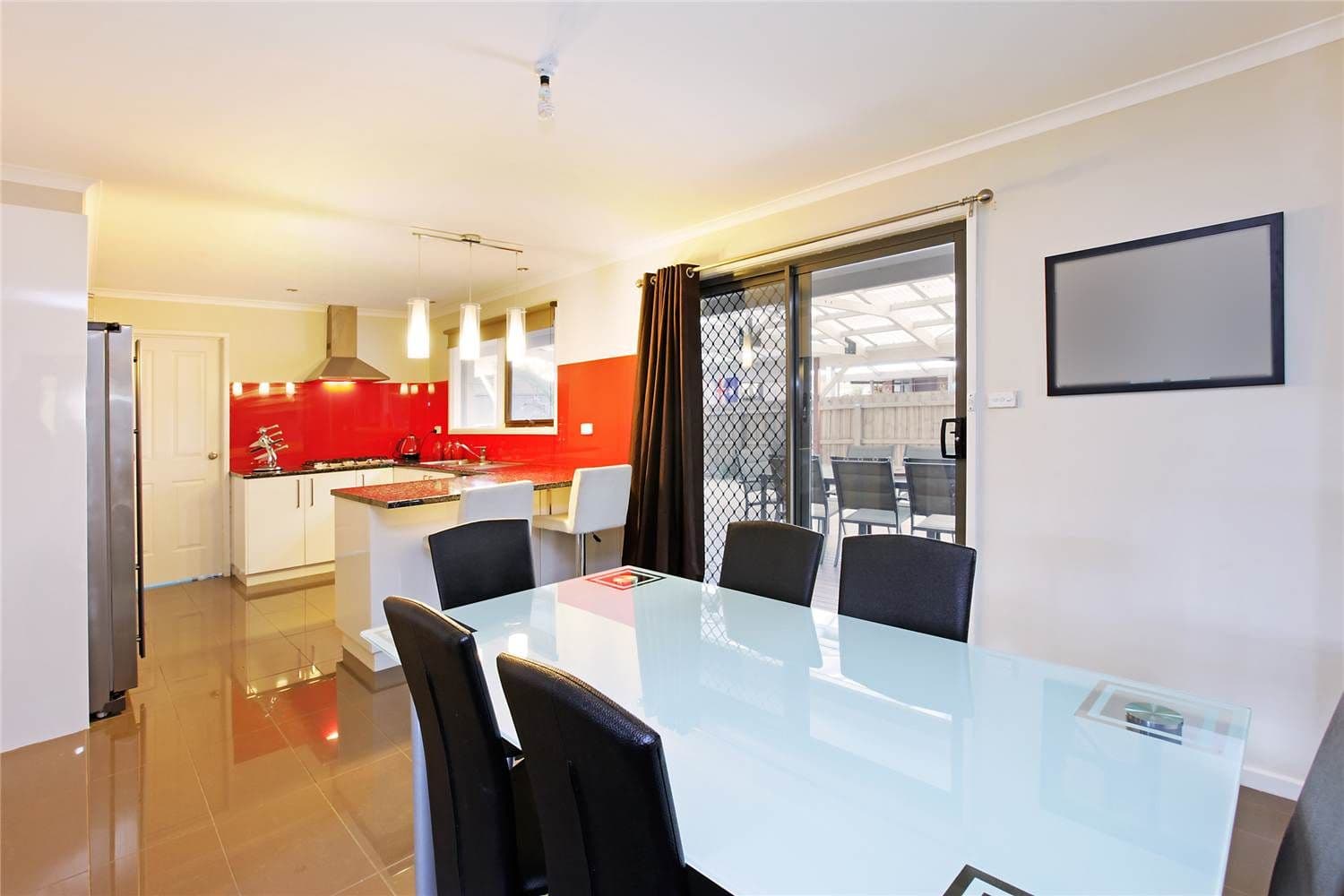 15 Aldershot Road, ST ALBANS PARK VIC 3219, St Albans Park - Thumbnail 4