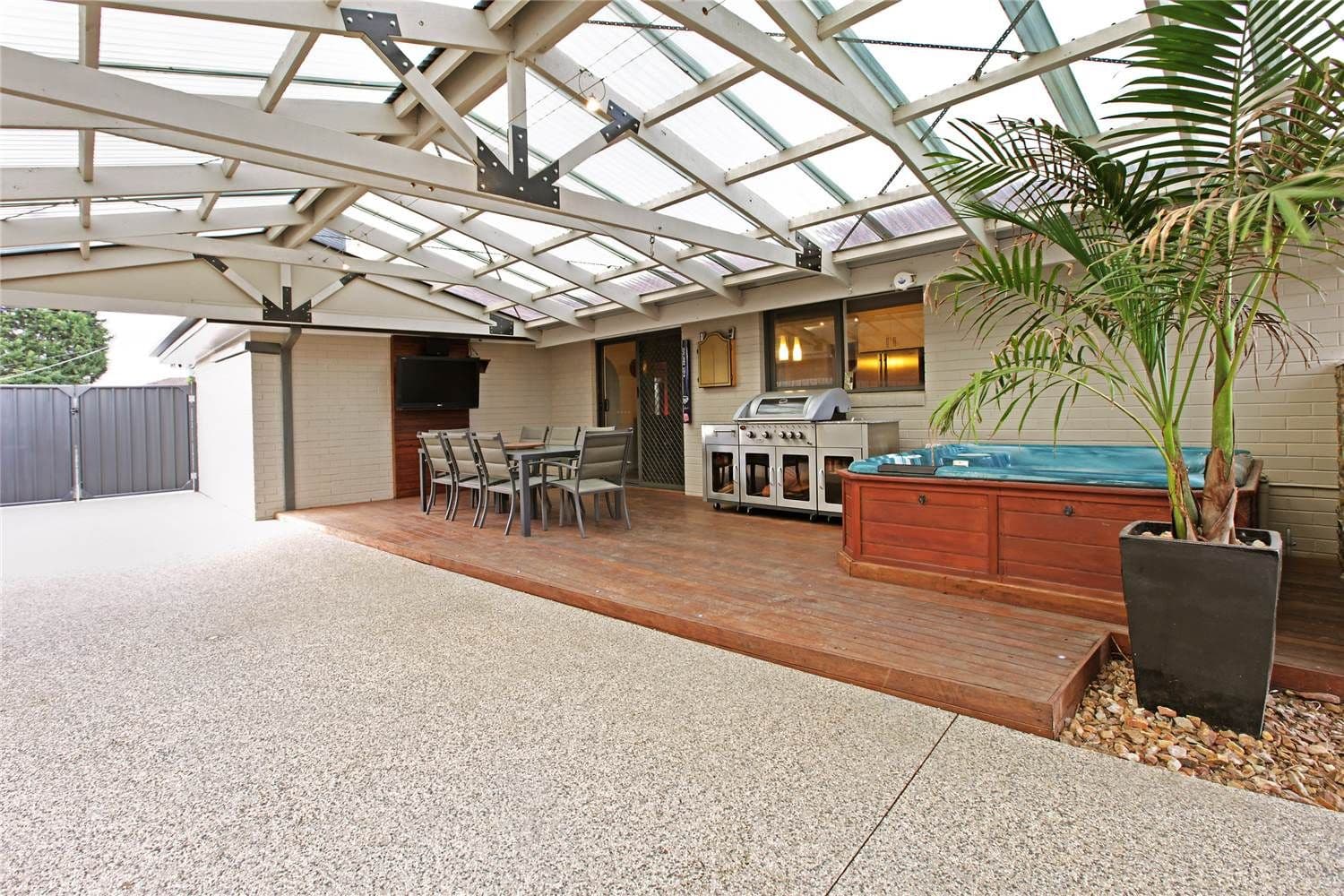 15 Aldershot Road, ST ALBANS PARK VIC 3219, St Albans Park - Thumbnail 7