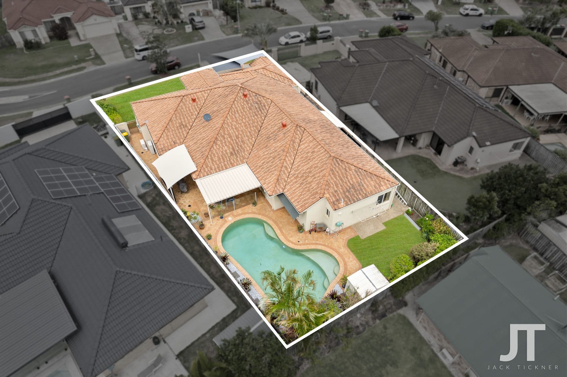20 Lancewood Circuit, Robina QLD 4226, Robina - Thumbnail 3