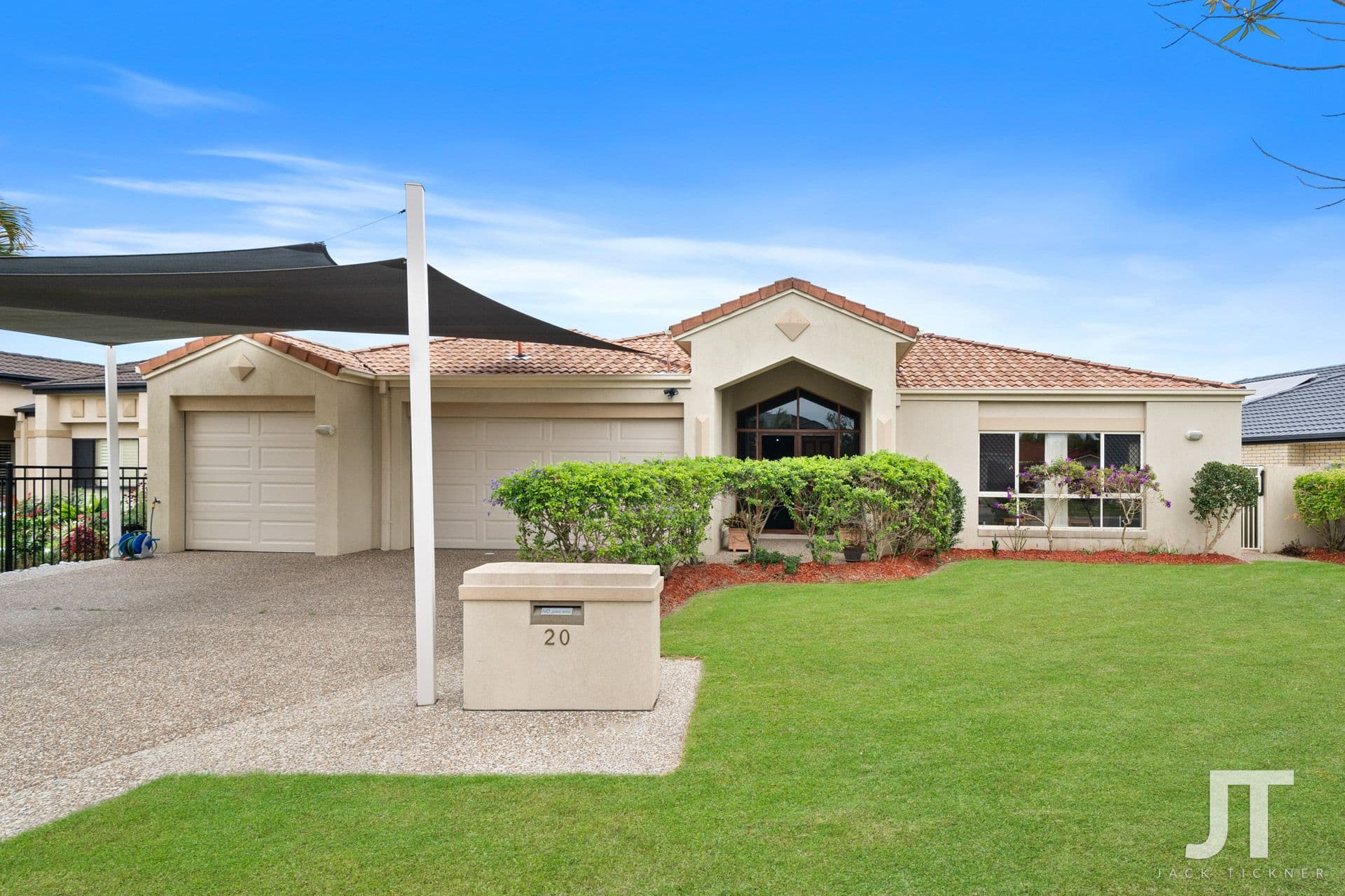 20 Lancewood Circuit, Robina QLD 4226, Robina - Thumbnail 4