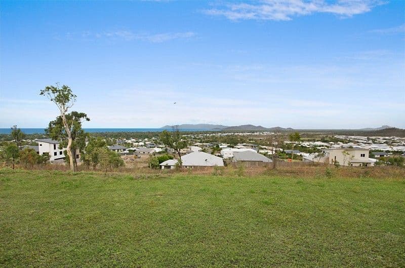 4 Bray Court, BUSHLAND BEACH QLD 4818, Bushland Beach - Image 1