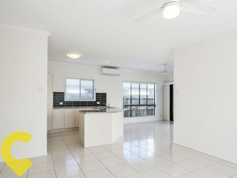10 Griffin Crescent, Caloundra West - Thumbnail 3