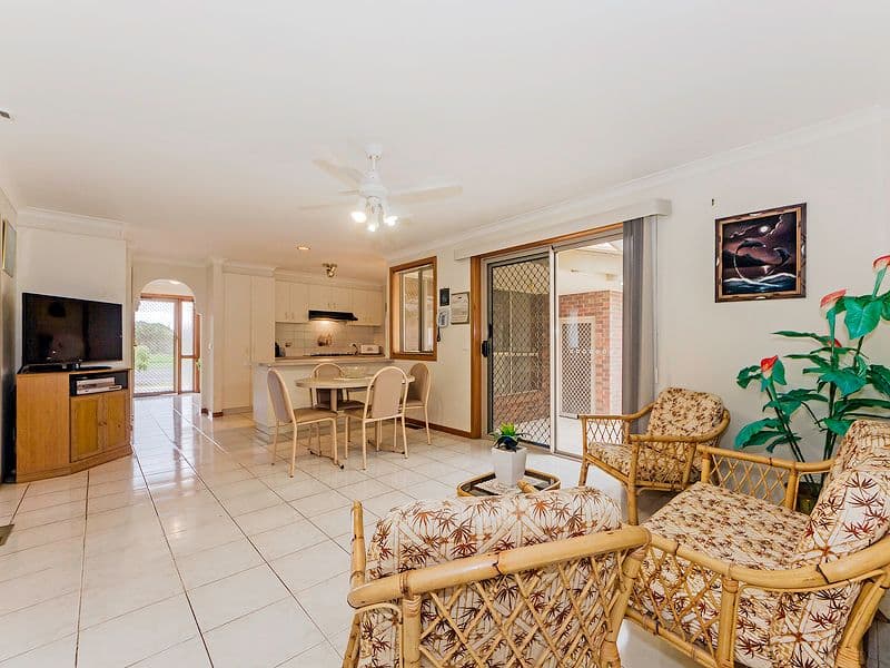 107 Hogans Road, Hoppers Crossing VIC 3029, Hoppers Crossing - Thumbnail 7