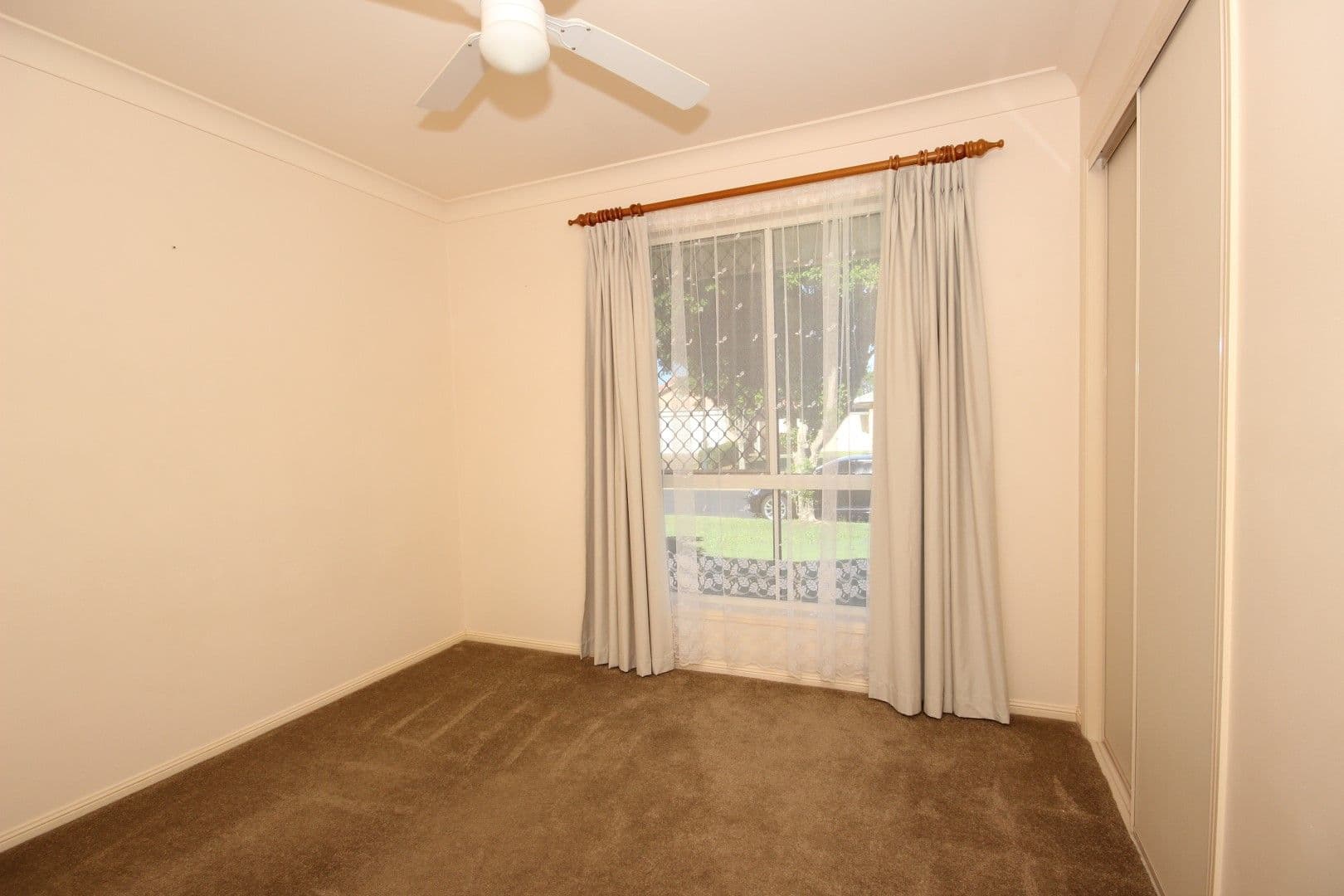 12 Foxhill Place, Banora Point - Thumbnail 8