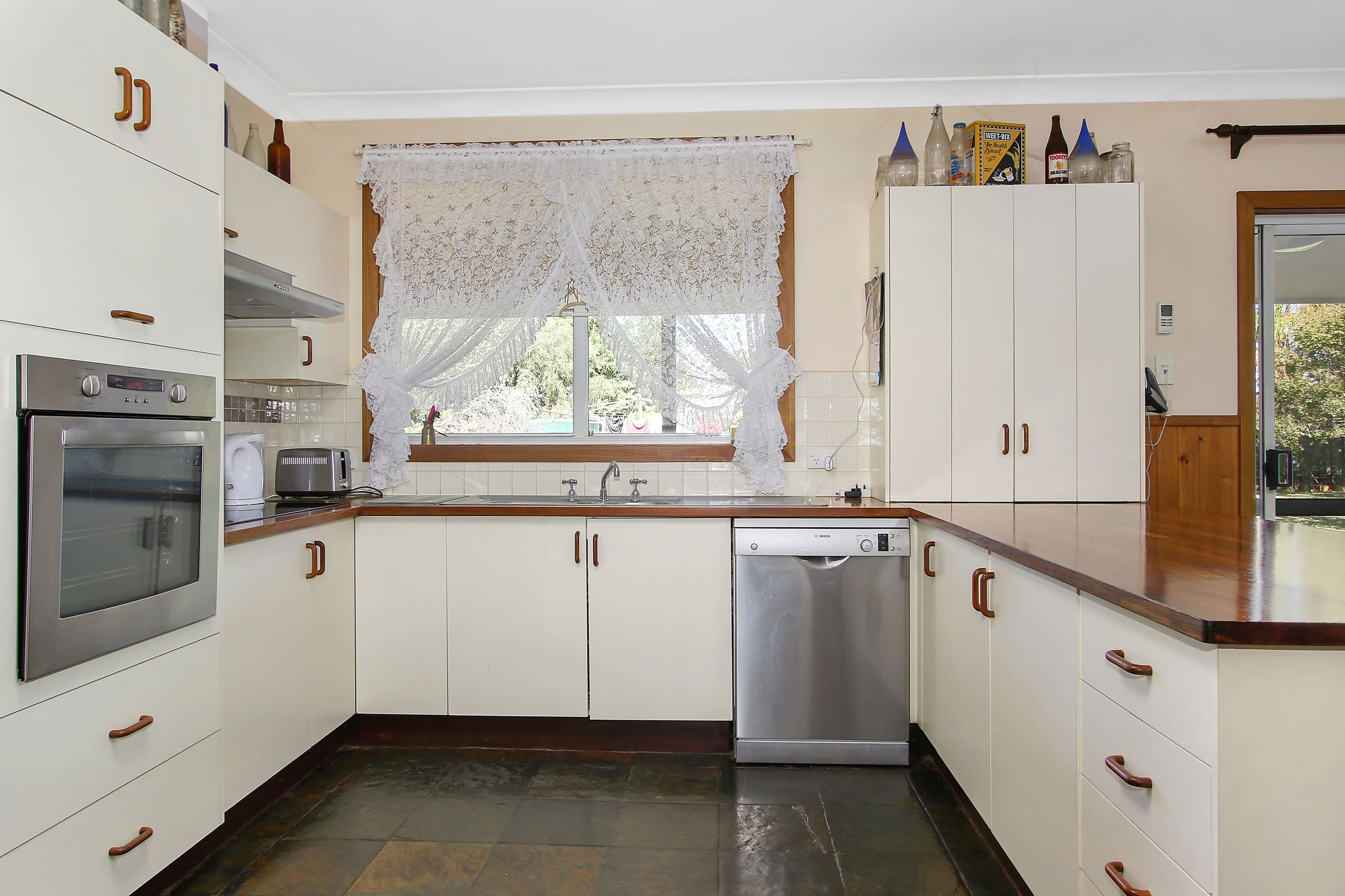 82 Pell Street, Howlong - Thumbnail 7
