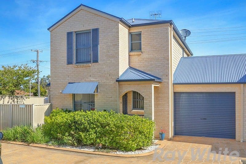 1 Dudley Street, Gorokan - Image 1