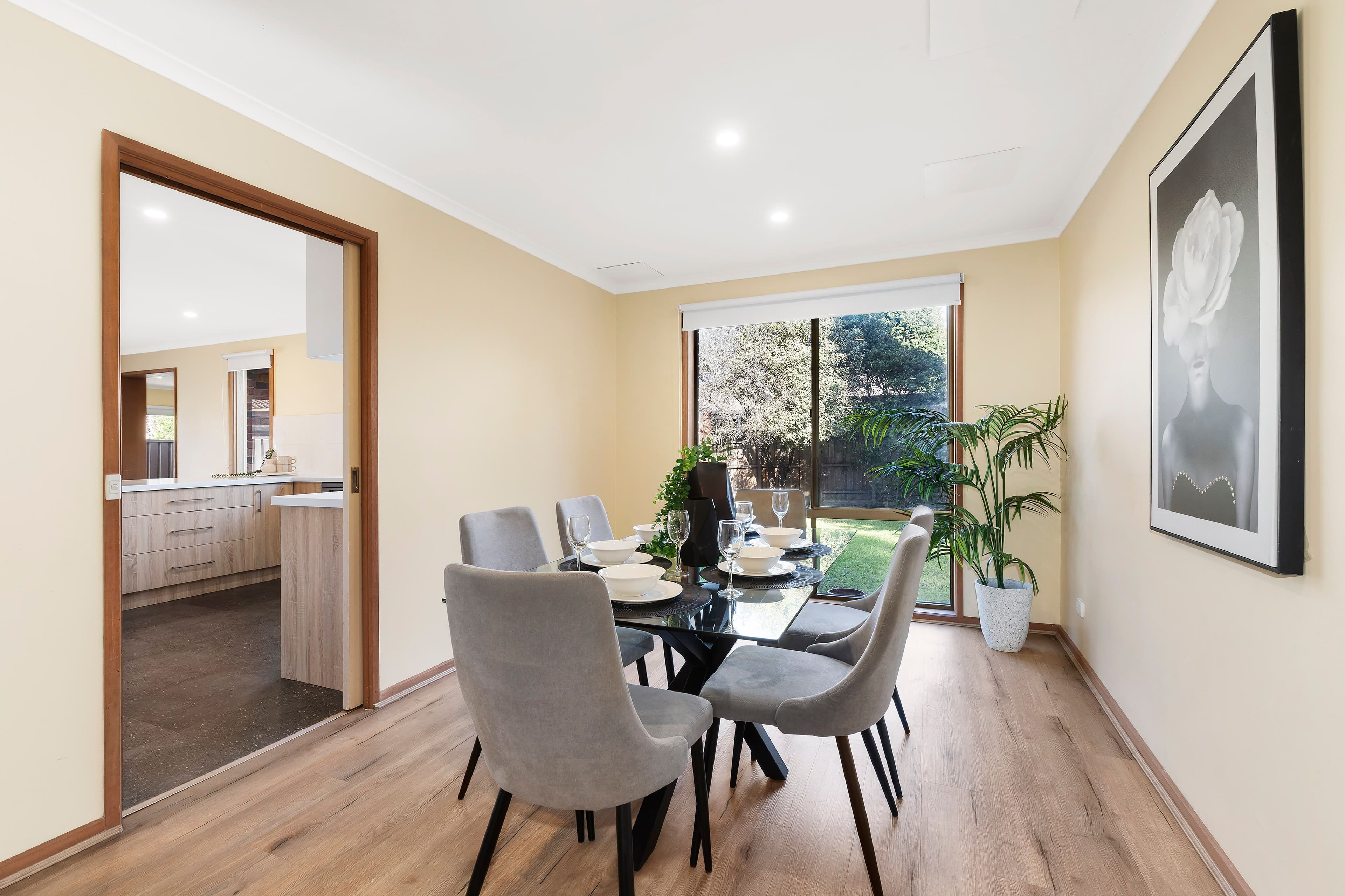 4 Senior Close, Mill Park VIC 3082, Mill Park - Thumbnail 3