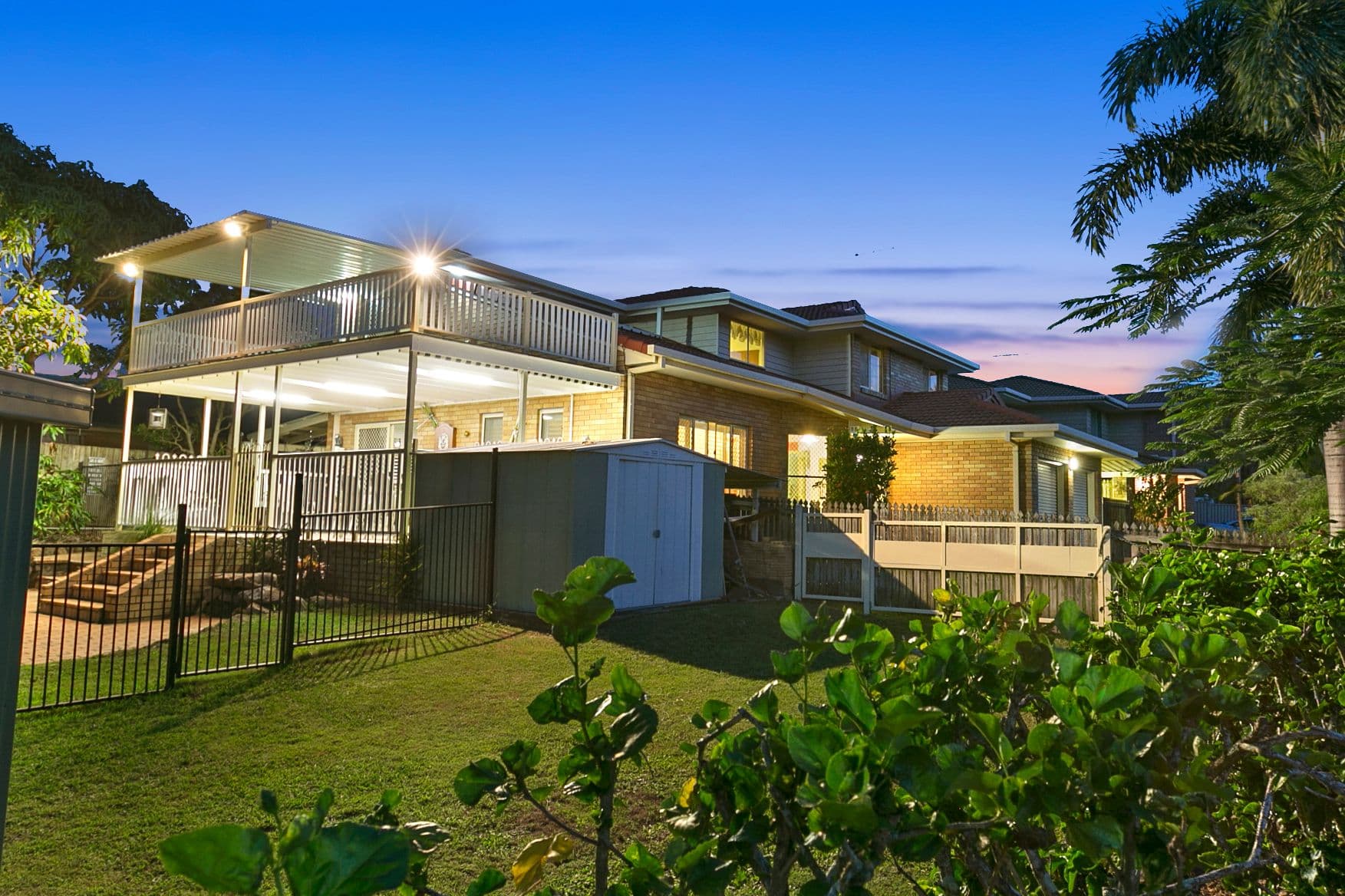 1 Cresthill Street, Birkdale QLD 4159, Birkdale - Thumbnail 2