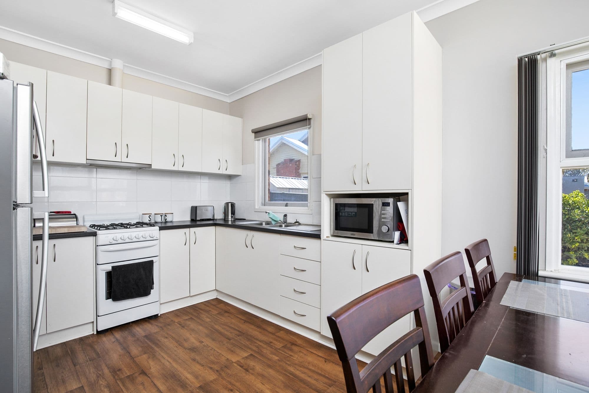 18 Barkly Street West, Ararat VIC 3377, Ararat - Thumbnail 4