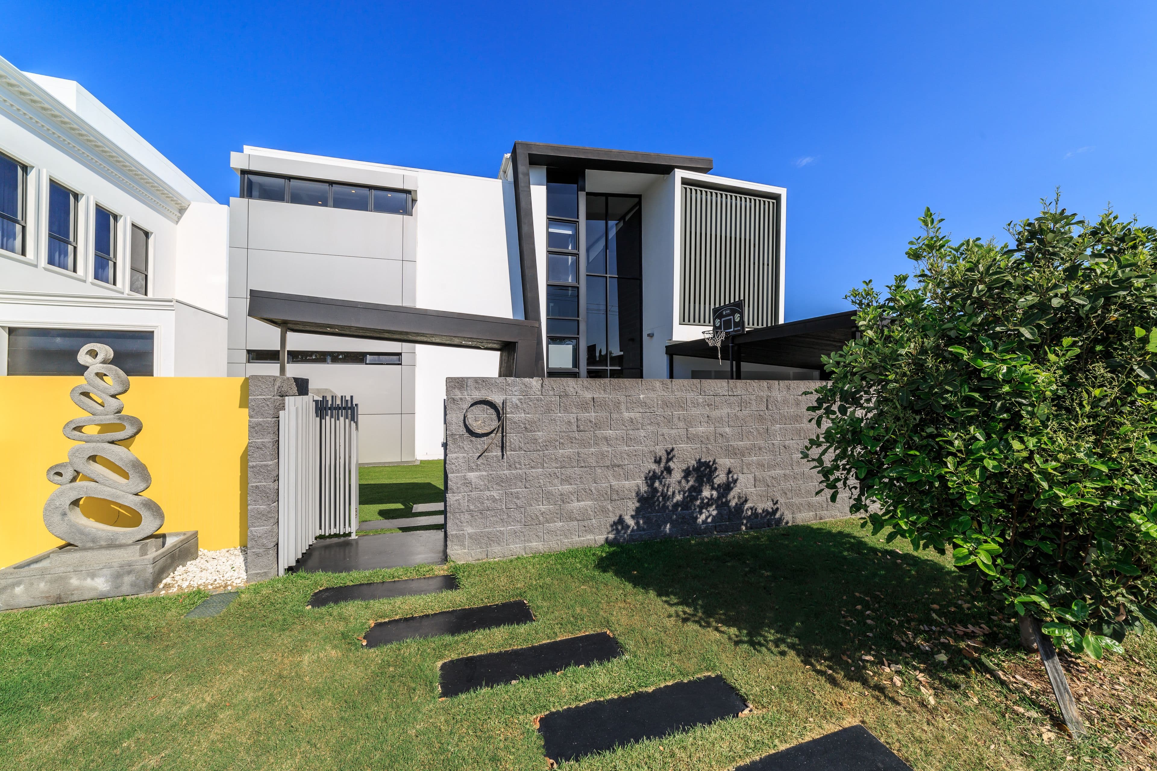 91 Gibraltar Drive, Isle Of Capri QLD 4217, Isle Of Capri - Thumbnail 5