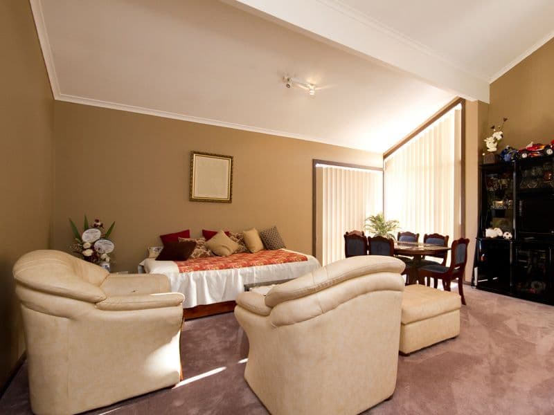 18 Seaton Rise, HALLAM VIC 3803, Hallam - Thumbnail 2