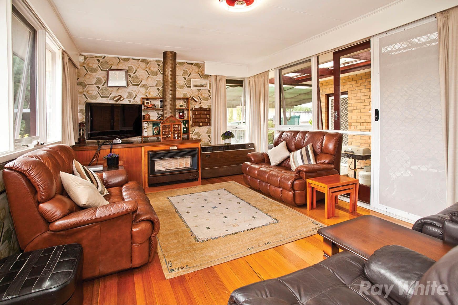 24 Durward Avenue, Glen Waverley VIC 3150, Glen Waverley - Thumbnail 3