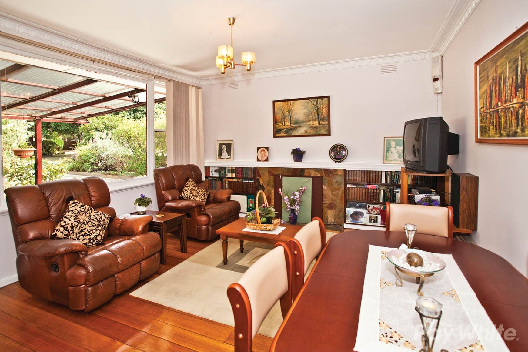 24 Durward Avenue, Glen Waverley VIC 3150, Glen Waverley - Thumbnail 4