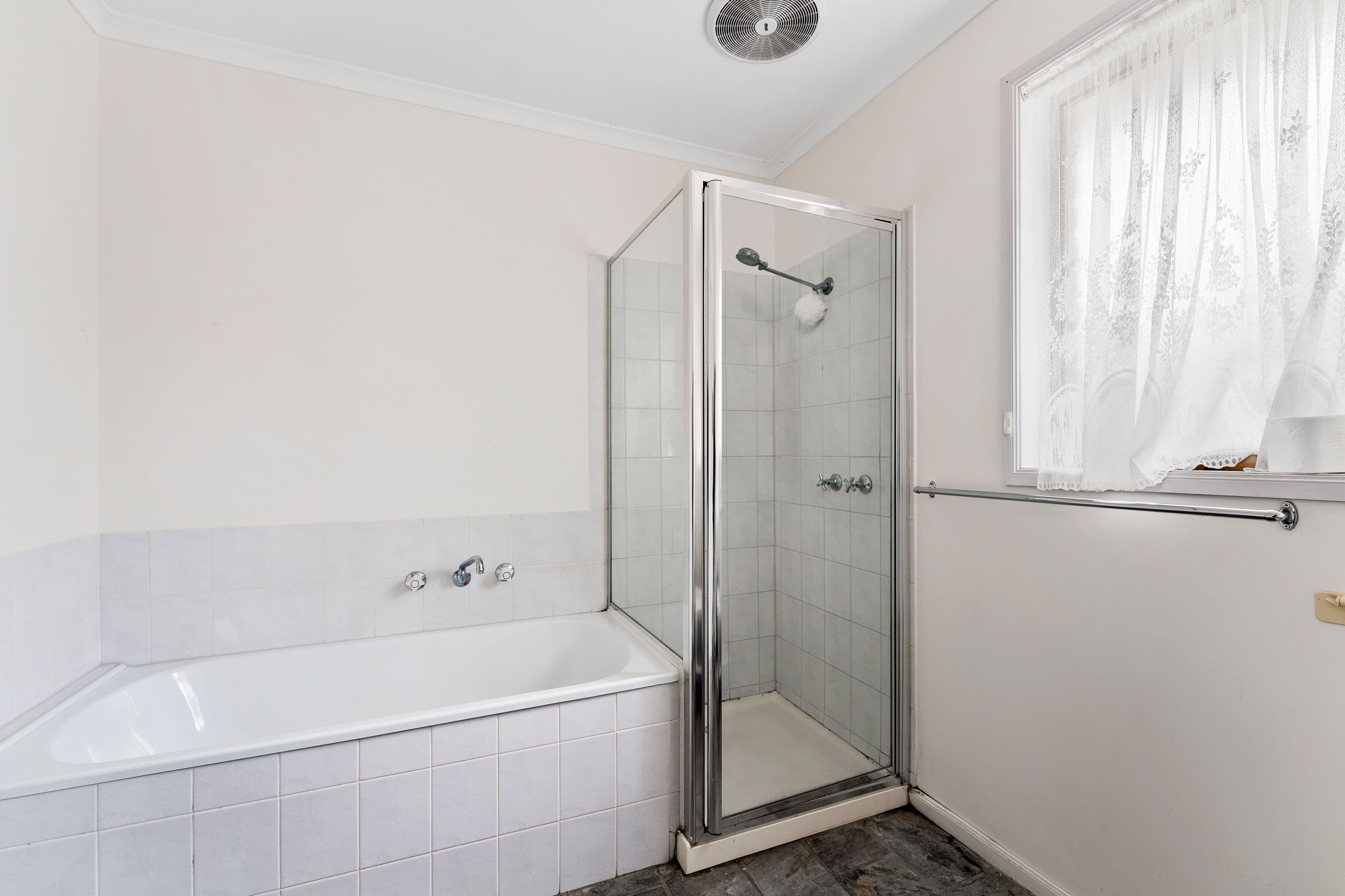 1A Buckmaster Street, Sunbury VIC 3429, Sunbury - Thumbnail 5