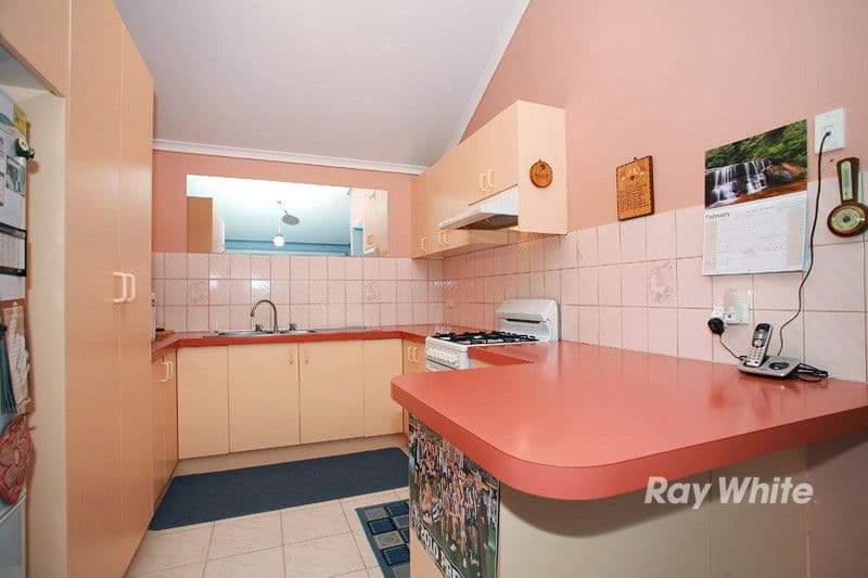 42 Noble Street, NOBLE PARK VIC 3174, Noble Park - Thumbnail 4