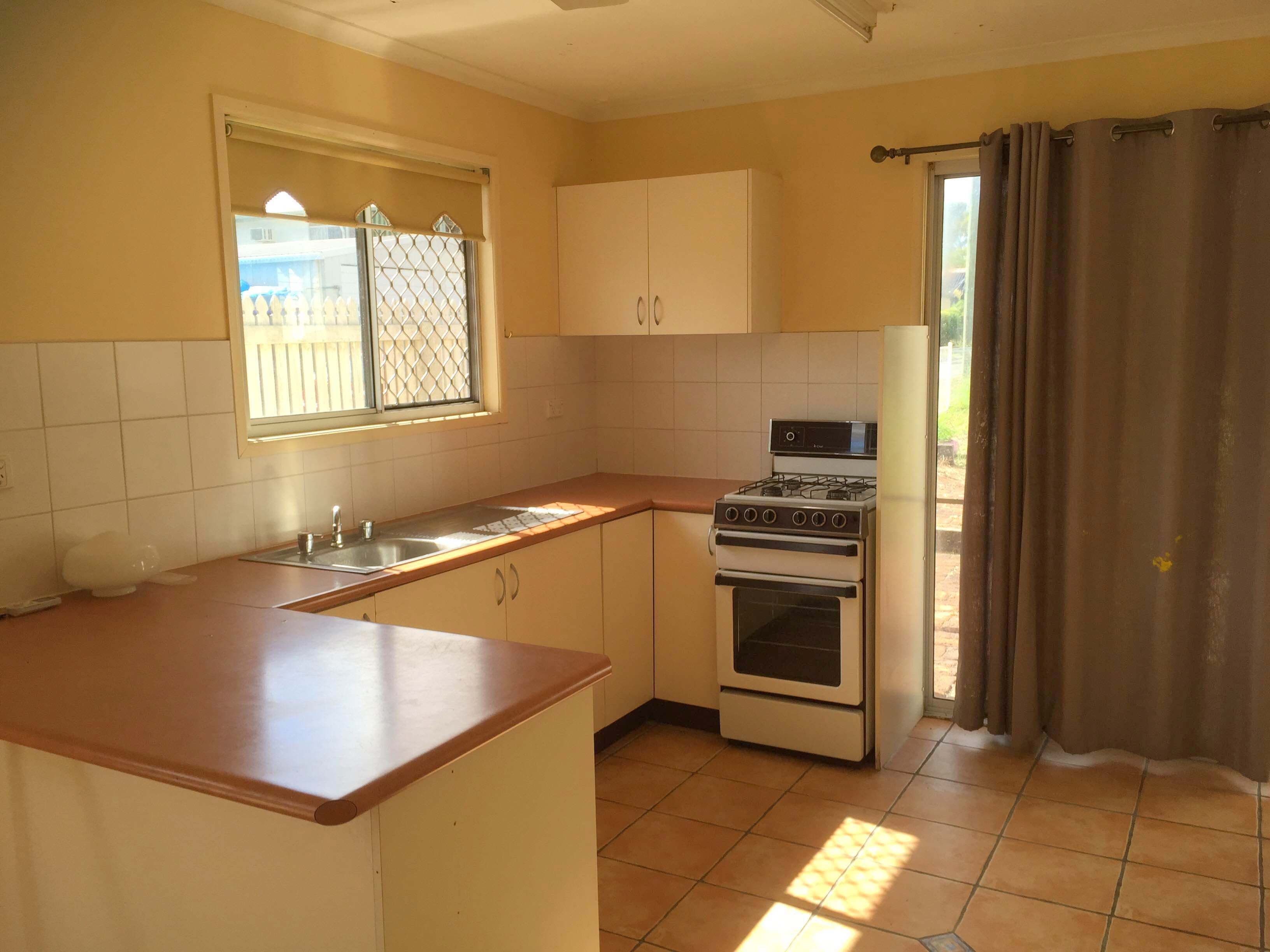 19 Beaufort Place, Deception Bay QLD 4508, Deception Bay - Thumbnail 2