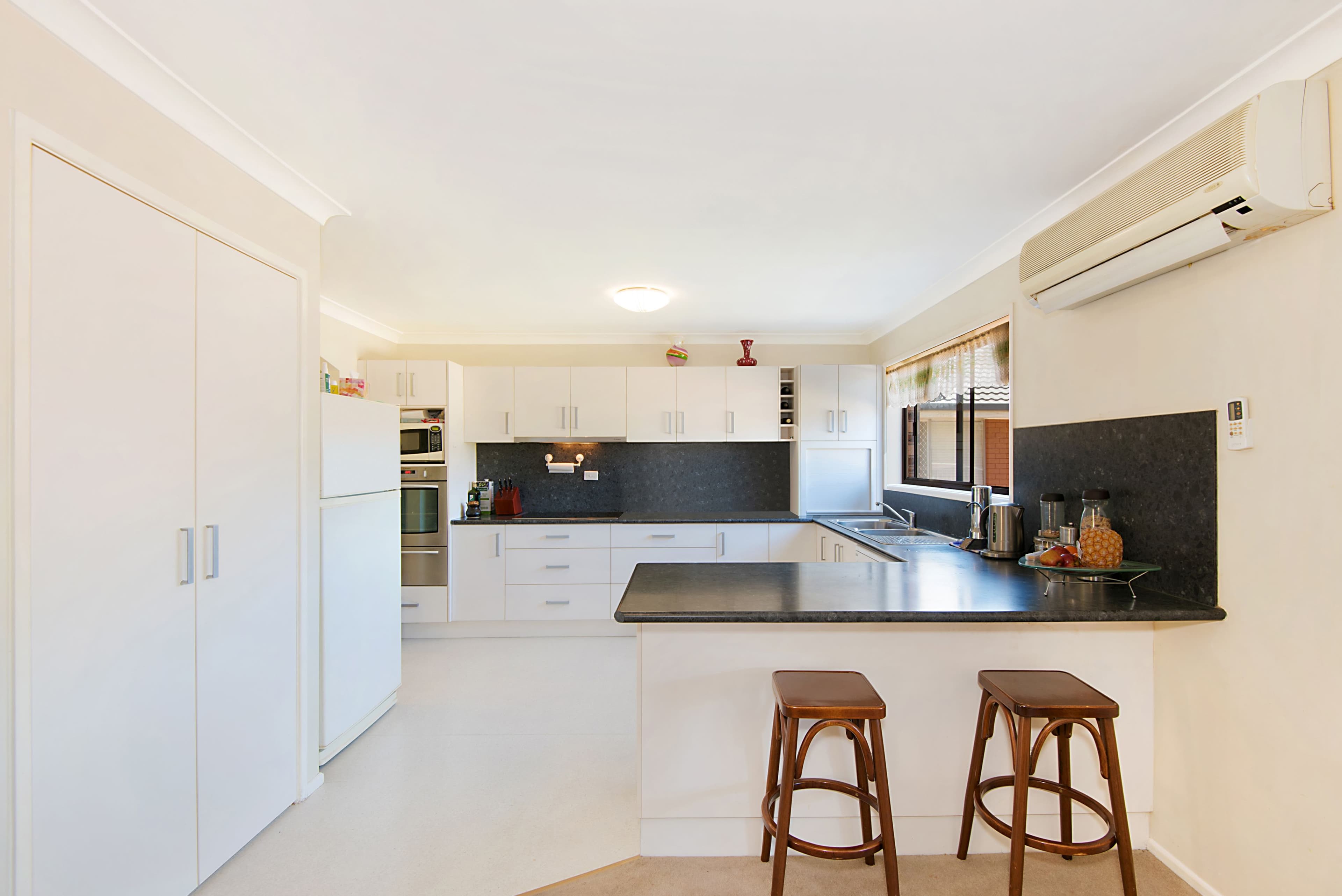 11 Michelle Crescent, Wishart QLD 4122, Wishart - Thumbnail 5