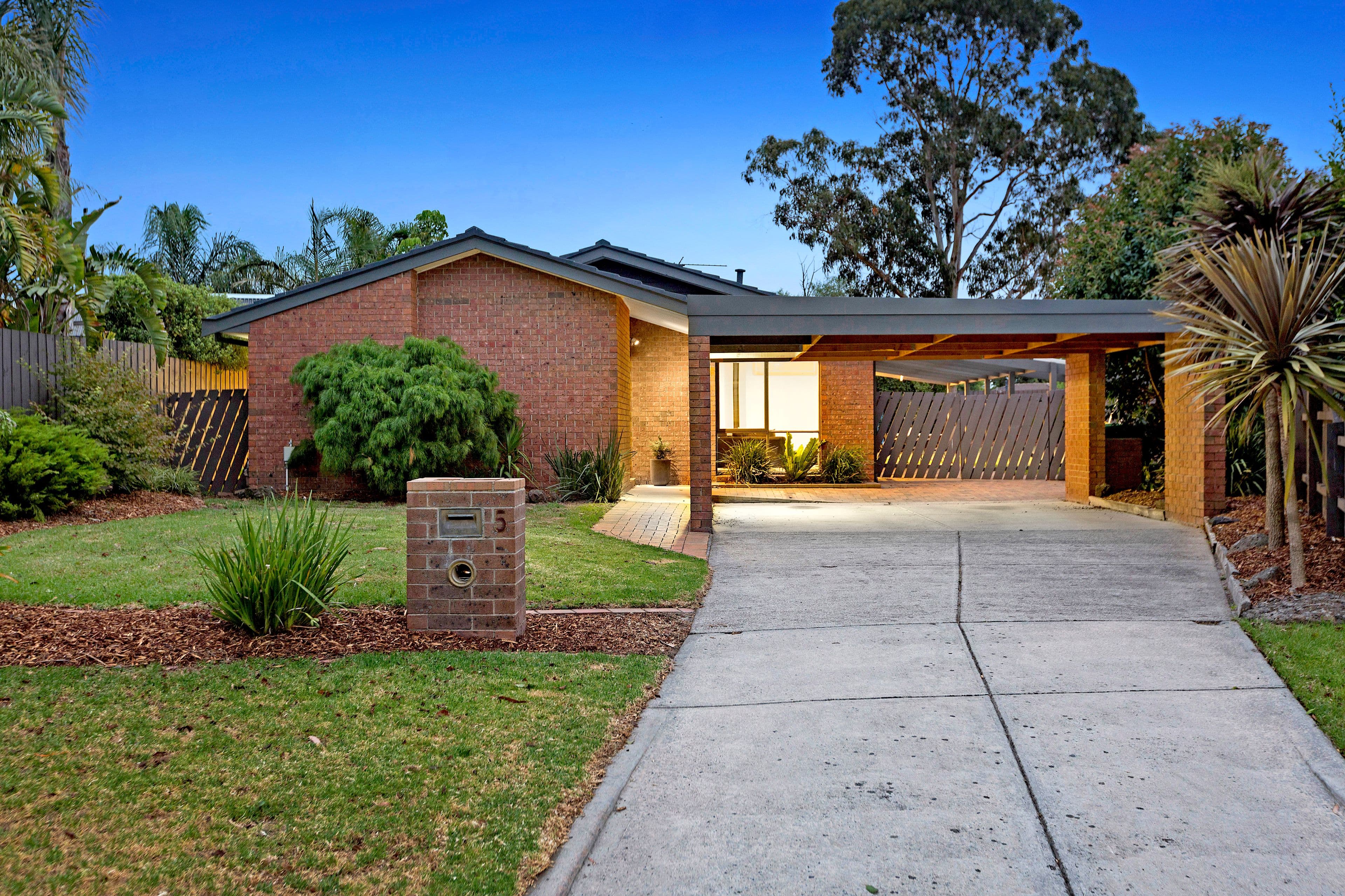 5 Ondean Court, Frankston VIC 3199, Frankston - Image 1