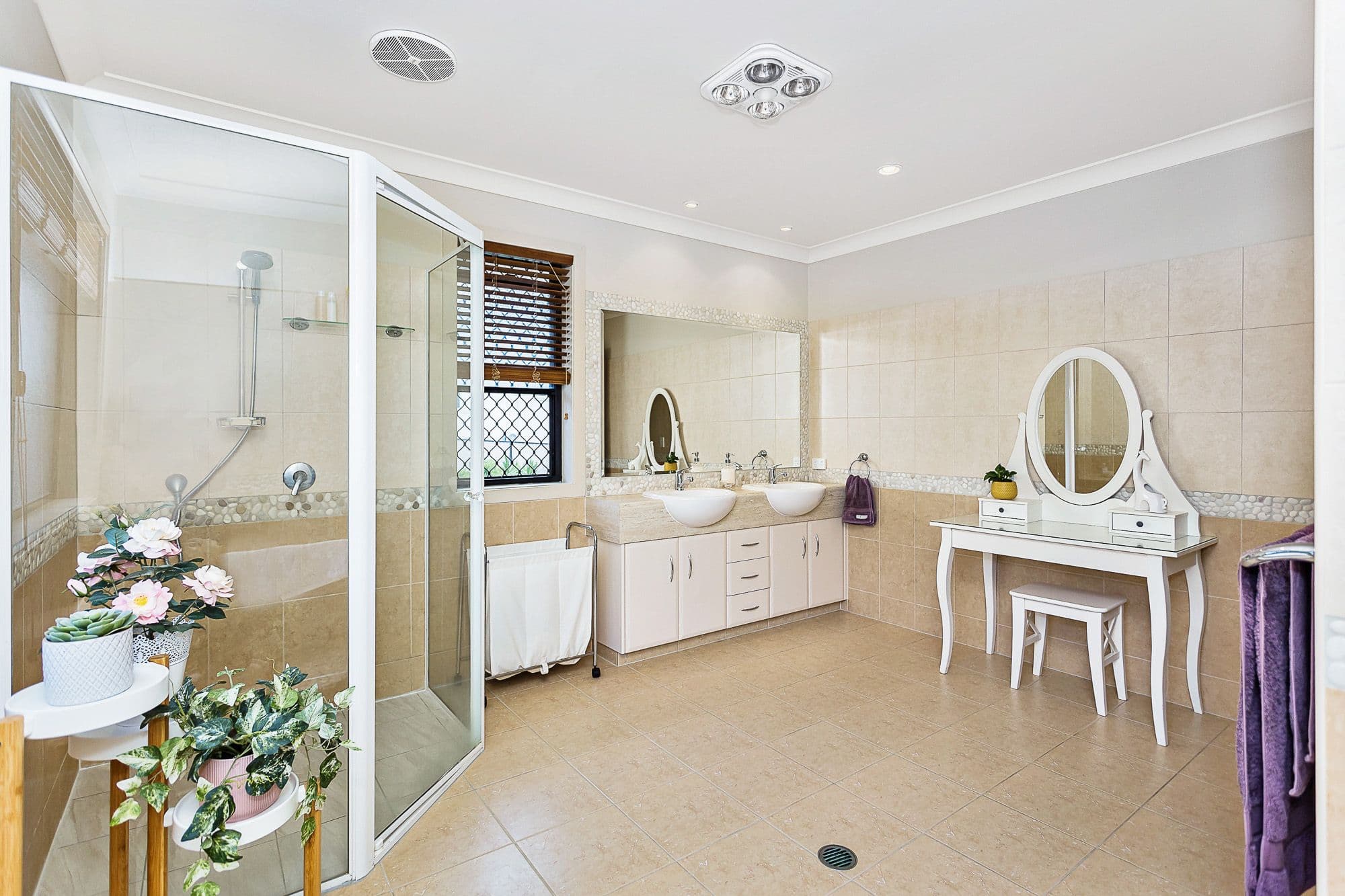 14 Mercure Place, Highland Park QLD 4211, Highland Park - Thumbnail 5