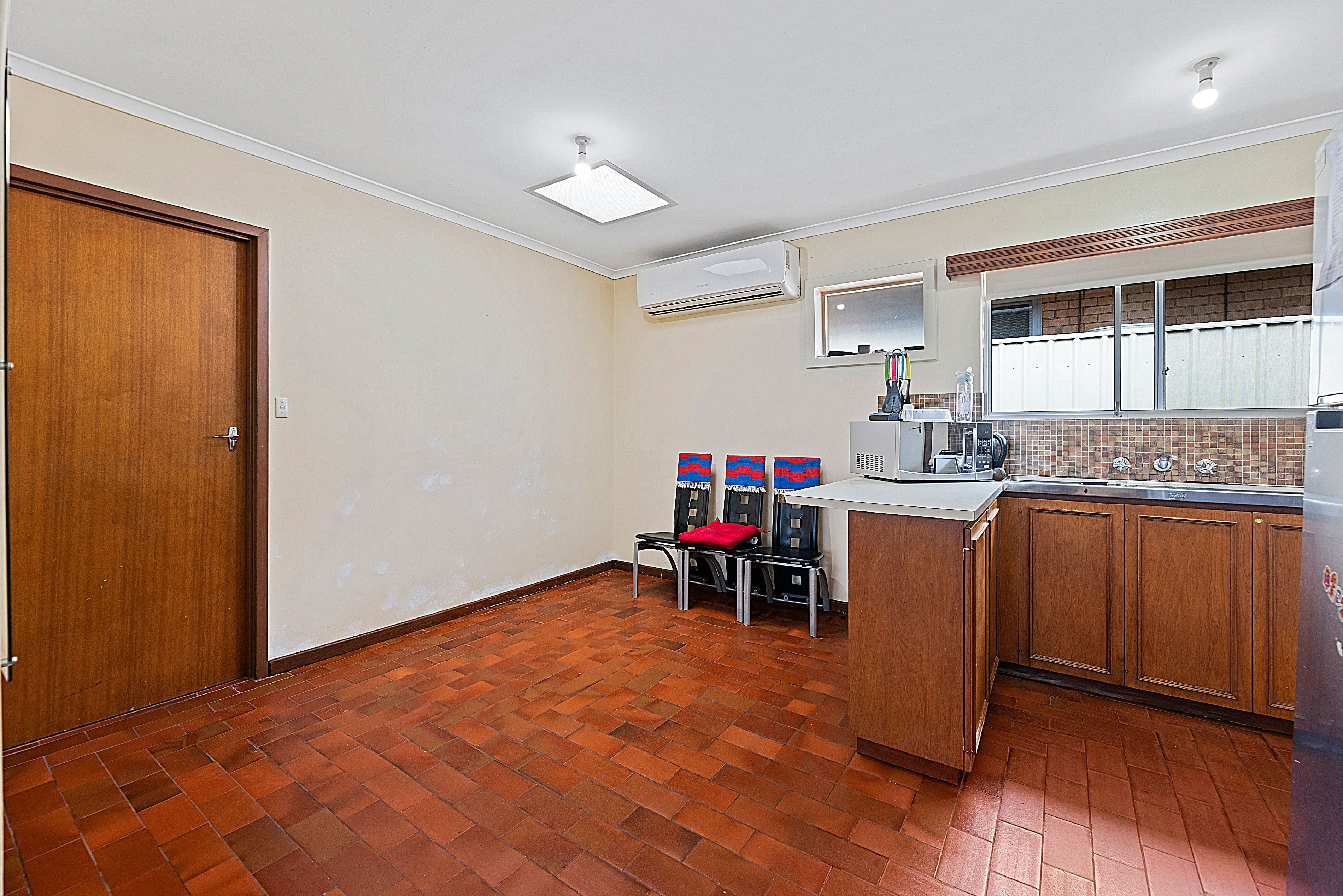 554 Lower North East Road, Campbelltown SA 5074, Campbelltown - Thumbnail 8