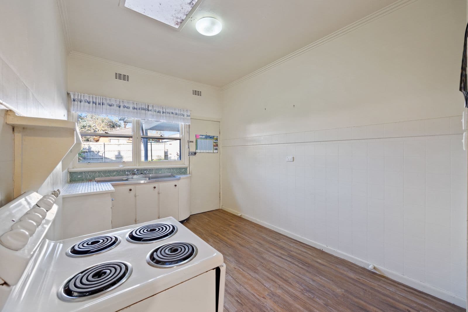 Brumley Street, Leongatha VIC 3953, Leongatha - Thumbnail 4