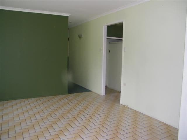 4 Curlew Avenue, GLADSTONE QLD 4680, Gladstone - Thumbnail 3
