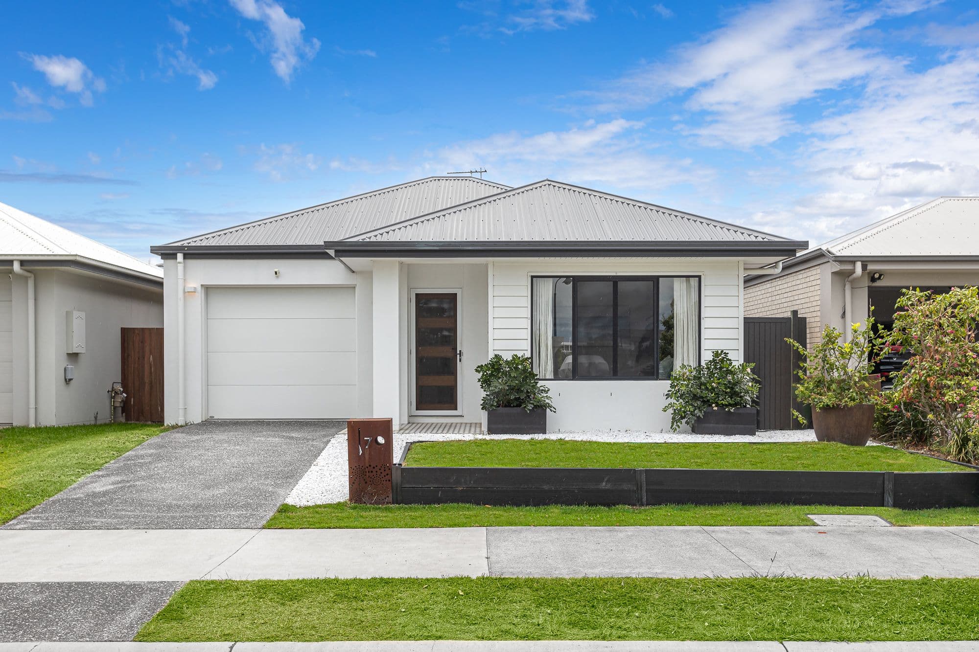 7 Whitehaven Road, Newport QLD 4020, Newport - Image 1
