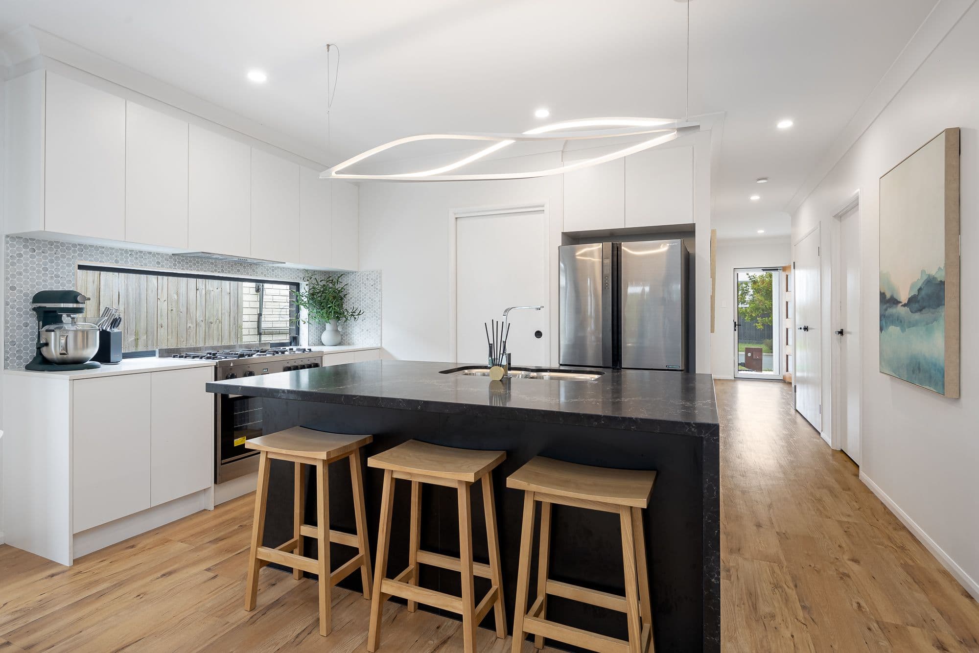 7 Whitehaven Road, Newport QLD 4020, Newport - Thumbnail 4