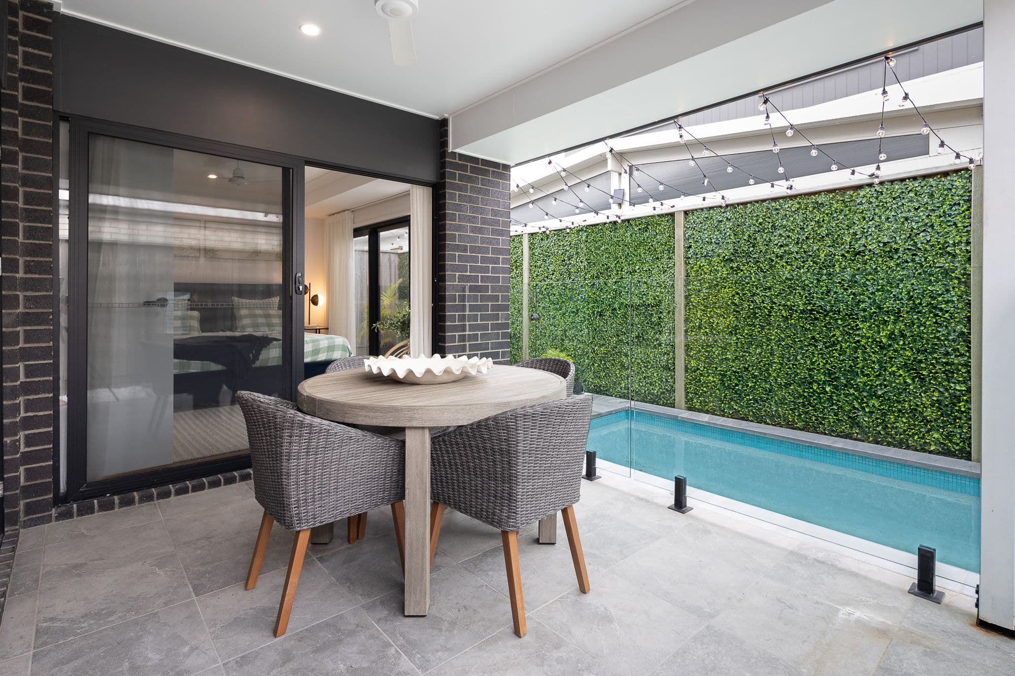 7 Whitehaven Road, Newport QLD 4020, Newport - Thumbnail 6